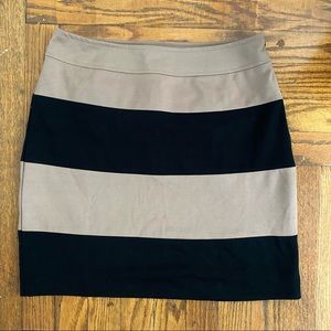 Banana Republic Black/Nude Stripped Skirt